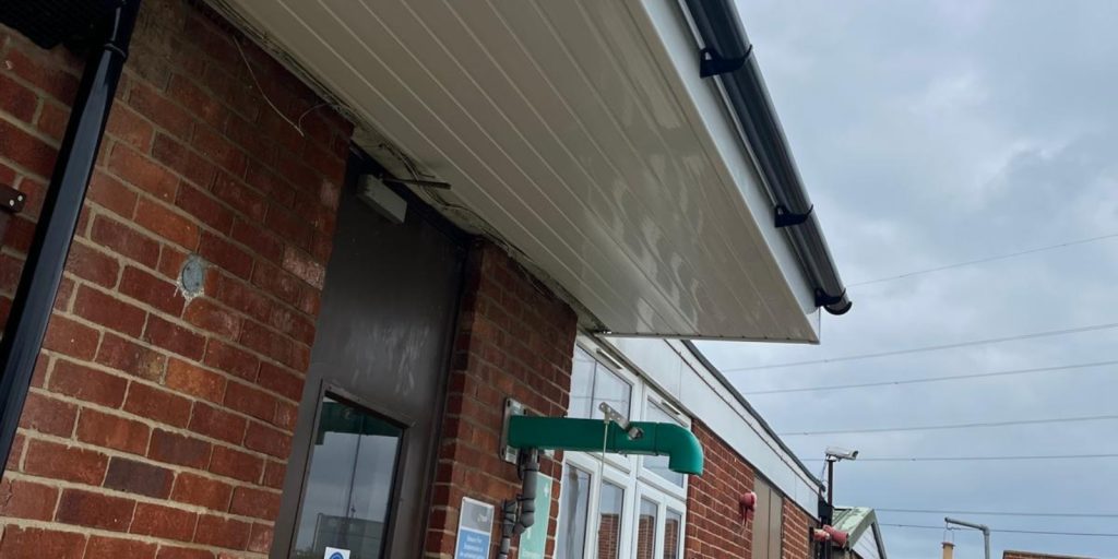 BPA Thames Porch Installation